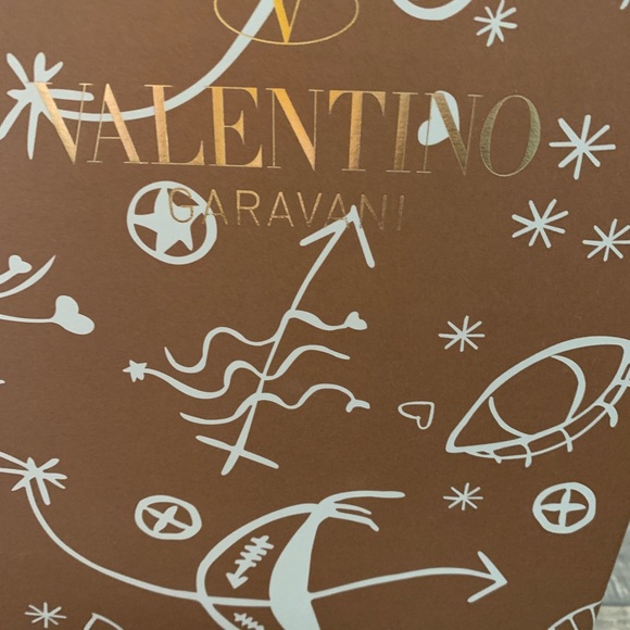 Valentino Garavani Rockstud Pumps Size 5 - Picture 2 of 3